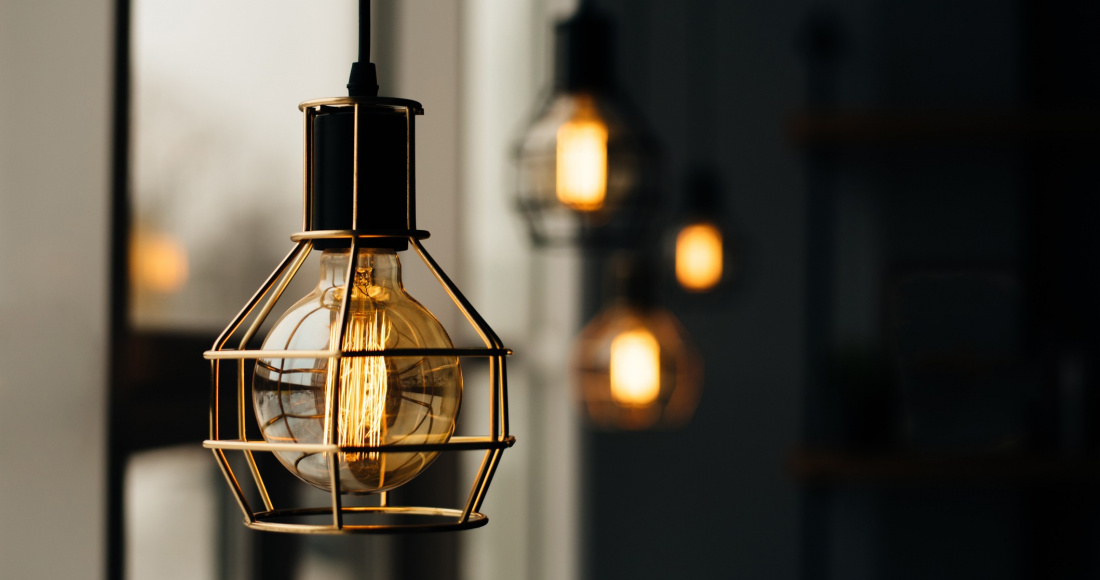 Luz branca e luz amarela